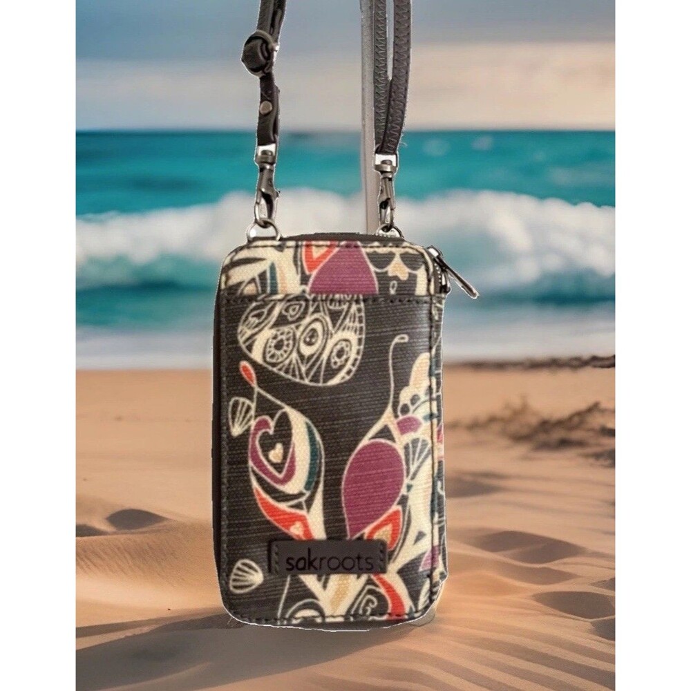 Sakroots Crossbody Wallet Hearts Floral Adjustable Strap Phone Pocket Travel